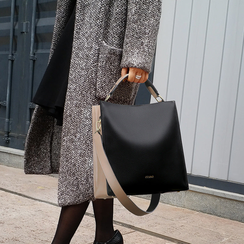 Contrast Trim Square Shoulder Bag — product image 1