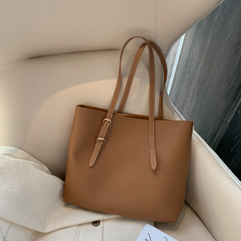 Relaxed Everyday Bucket Tote — product image 4