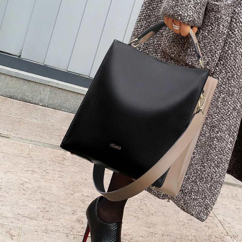 Contrast Trim Square Shoulder Bag — product image 5